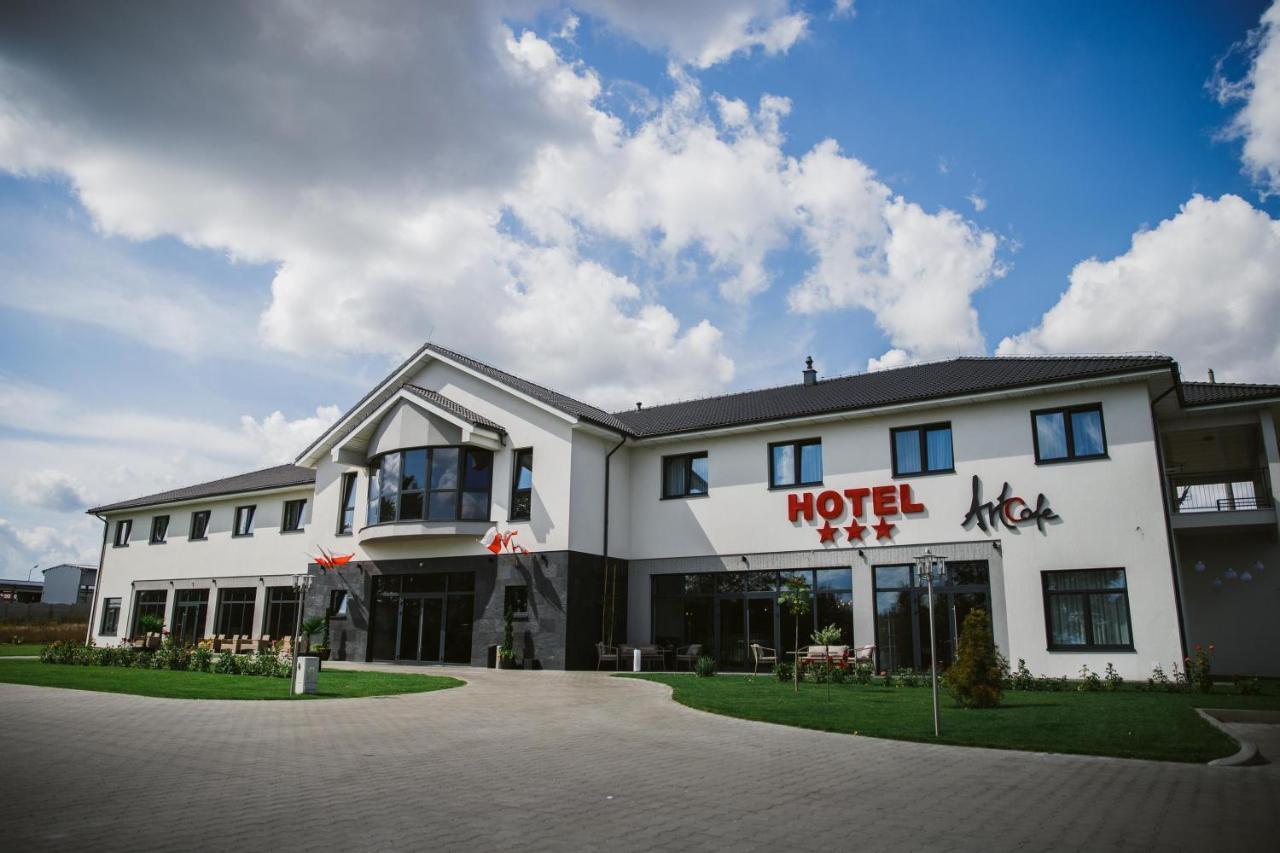 Hotel Art Cafe Nakło nad Notecią Esterno foto
