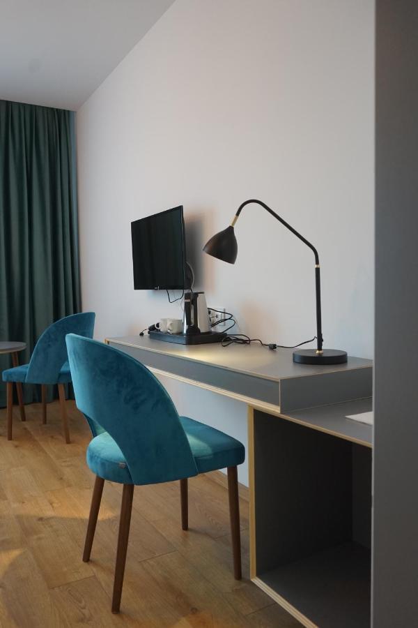 Hotel Art Cafe Nakło nad Notecią Esterno foto